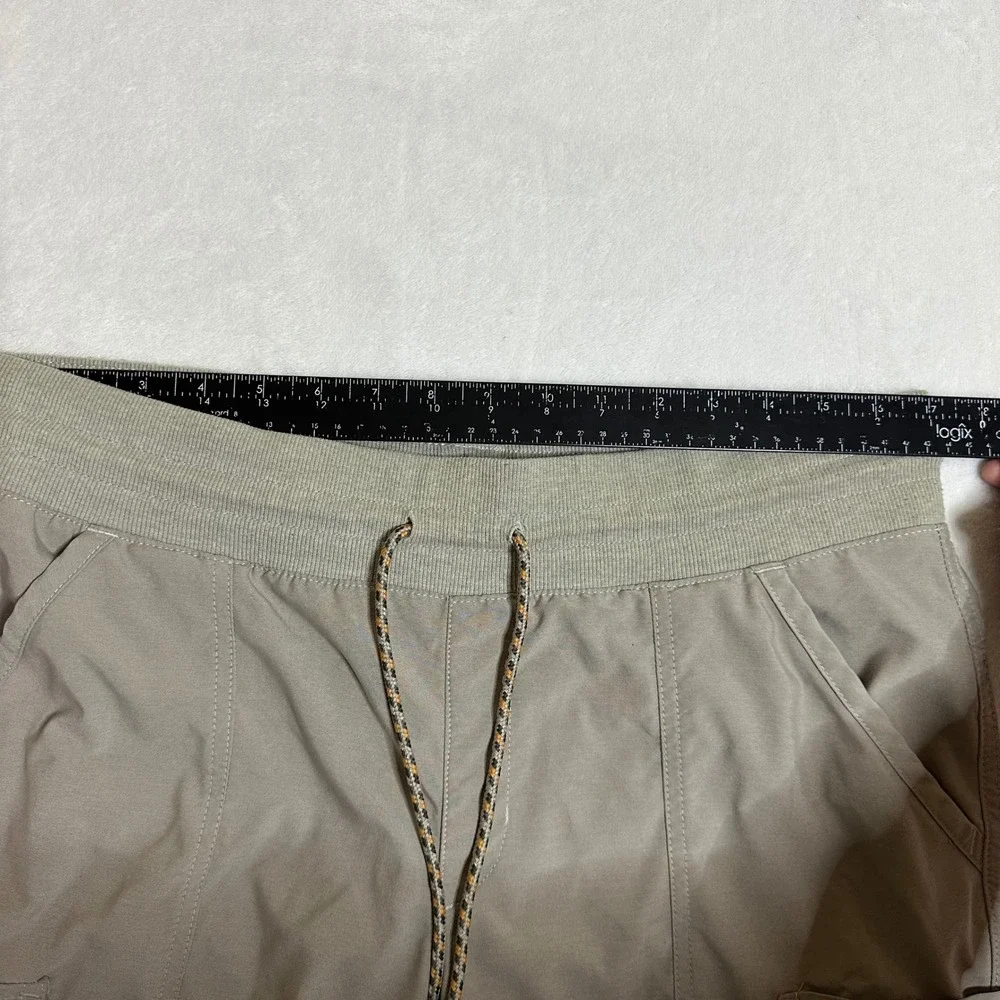 Columbia Women's Large Tan Cargo Capri Pants Roll-Up Straight Leg Hiking Travel - Picture 9 of 12